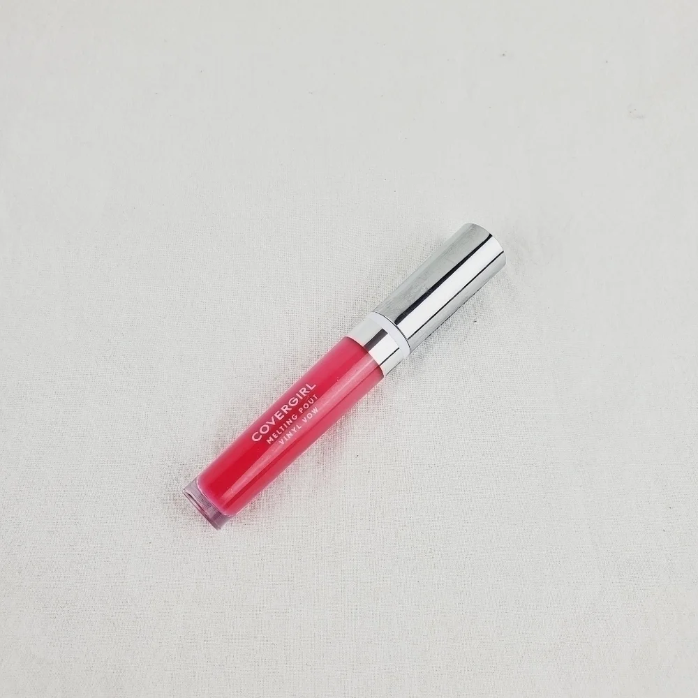 Covergirl melting pout Vinyl Vow Lip Gloss